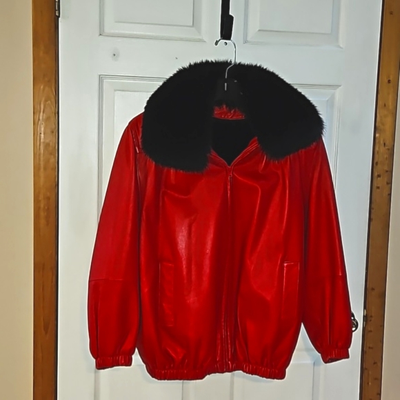 Red Leather Coat with Fox Fur Accents. LG $275. - Picture 1 of 8